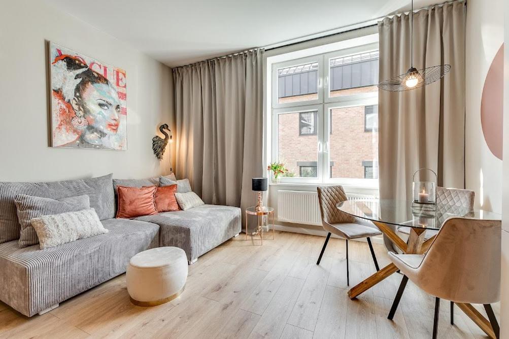 Jan III Sobieski - Luksusowy Apartament S Prywatny Darmowy Parking Gliwice Eksteriør bilde